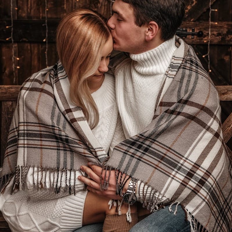 Building Emotional Intimacy: A Practical Guide for Couples